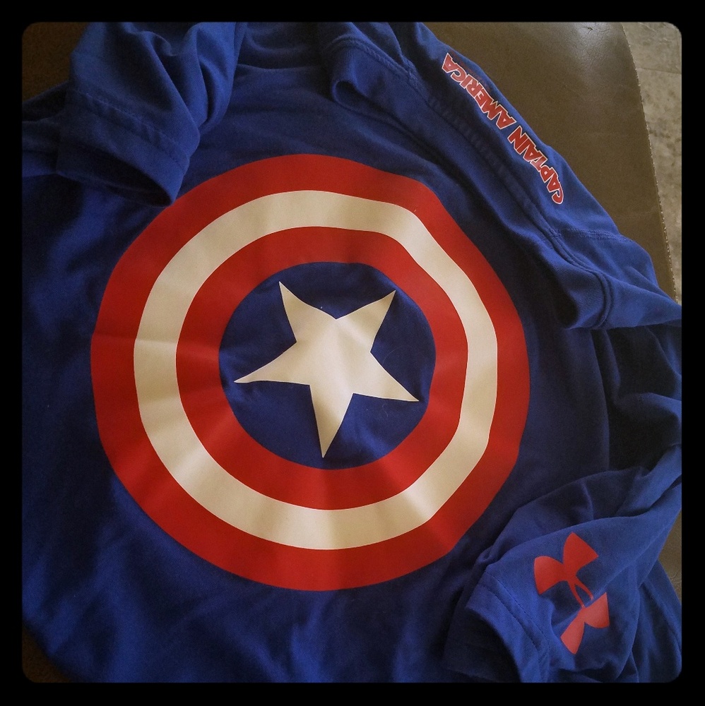 Men's Under Armour Capt. America Shirt M